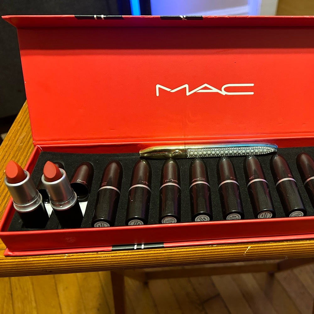 Mac - Picture 4 of 4